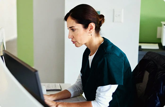 billing manager on laptop
